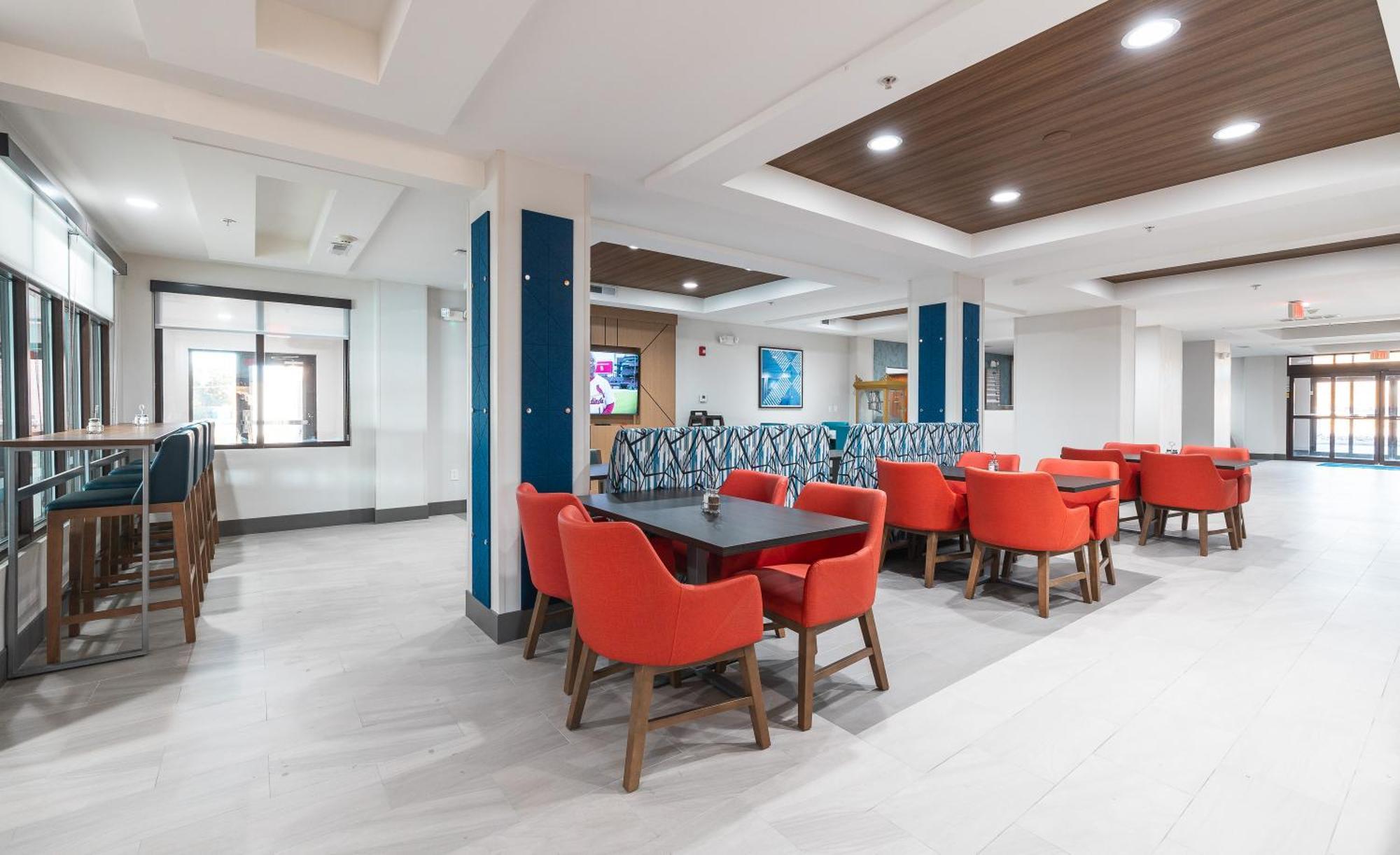 Holiday Inn Express Hotel And Suites Saint Robert By Ihg Exterior photo